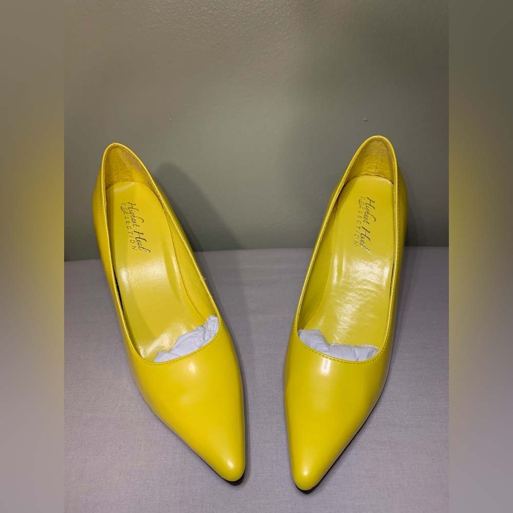 Highest Collection Heels, Classic High Heel Pump, Yellow - Picture 3 of 5